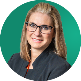 Stacey Tevis headshot
